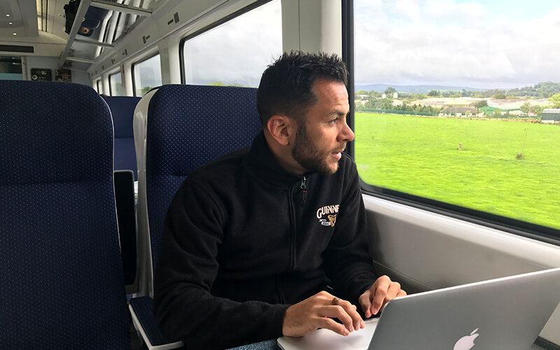 Guilherme Tetamanti do blog Quero Viajar Mais Lança seu 1º livro