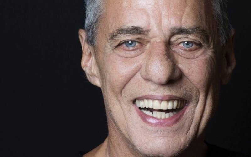 Sony Music celebra 75 anos de Chico Buarque e lança 17 álbuns do artista nas plataformas de streaming