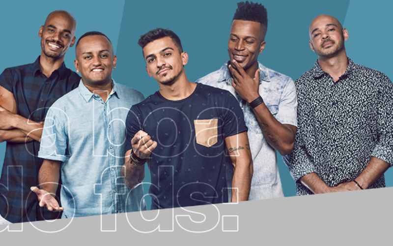 Fuzis e tiroteio interrompe live do grupo Aglomerou