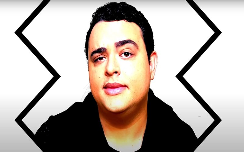 Cantor RESTA lança novo single “Dignidade”. Ouça!