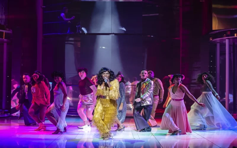 Versão brasileira do musical Donna Summer reestreia no Auditório Ibirapuera
