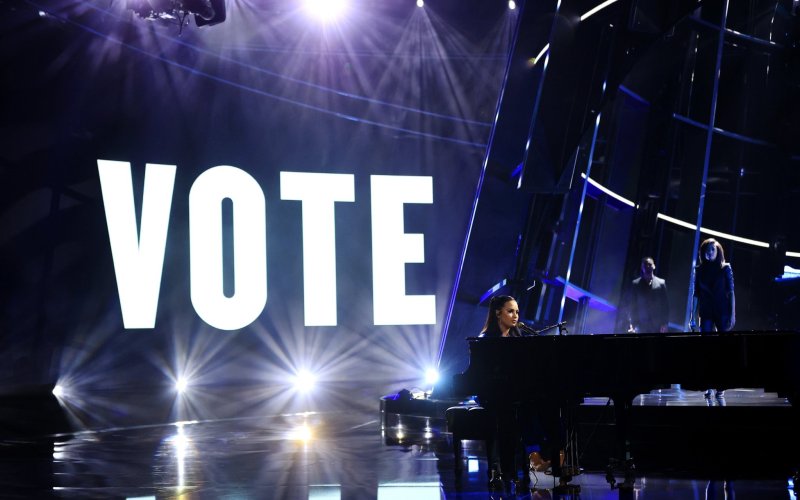 Demi Lovato detona Trump em nova música, ‘Commander In Chief’