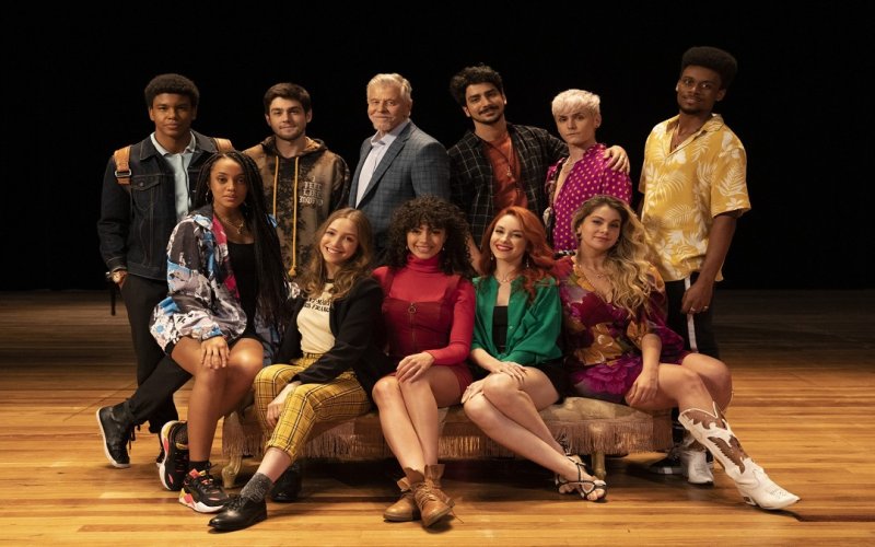 Elenco da série “O Coro: Sucesso, aqui vou eu” se reúnem em festa de lançamento da nova série brasileira Disney+
