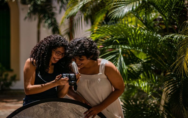 Oficina gratuita de fotografia para mulheres na zona leste de São Paulo