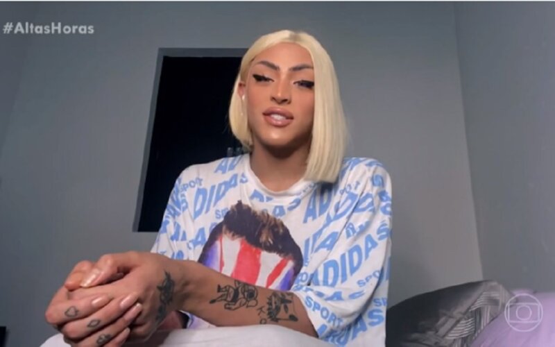 Pabllo Vittar faz críticas ao governo e fala sobre mortes na pandemia